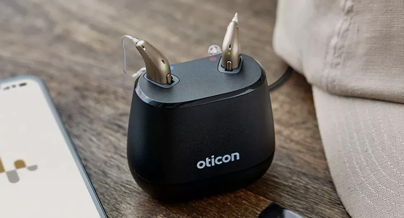 Maak kennis met het Oticon intent hoortoestel.